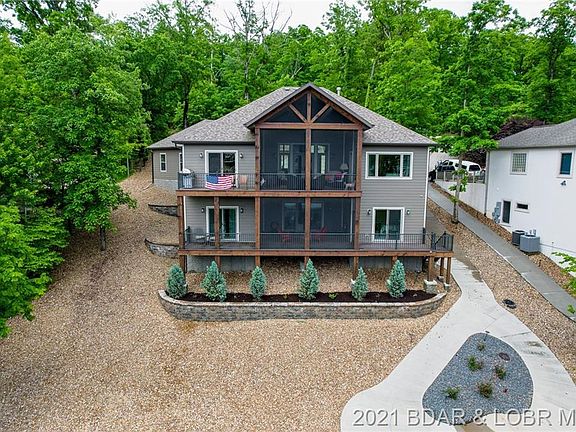 2nd image of 265 Lake Dr