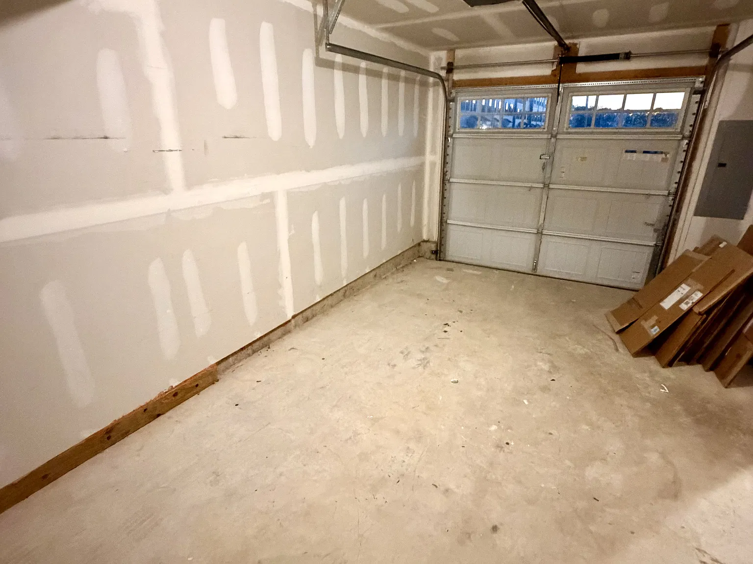 3 bed, 2.5 bath, 1310 sqft, $2,450 — Photo 4