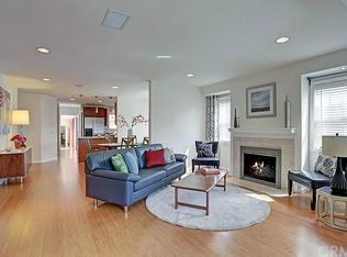 7353 W 82nd St, Los Angeles, CA 90045