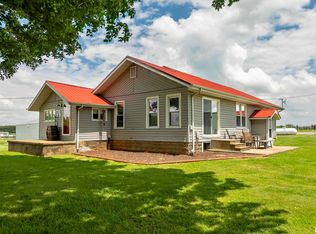 690 Webb Town Rd, Ozark, IL 62972