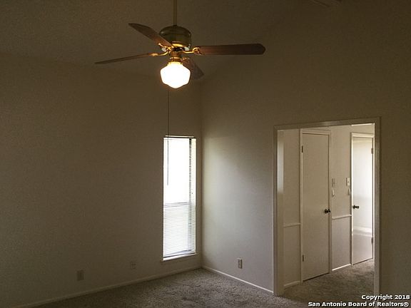 5th image of 4627 Green Acres Woods St