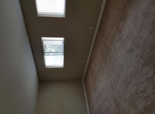 4576 Cove Dr APT B, Carlsbad, CA 92008