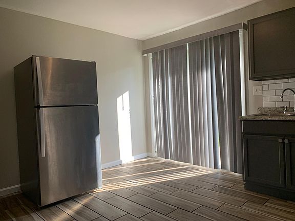 5th image of 122 Pharr Ave #124-A