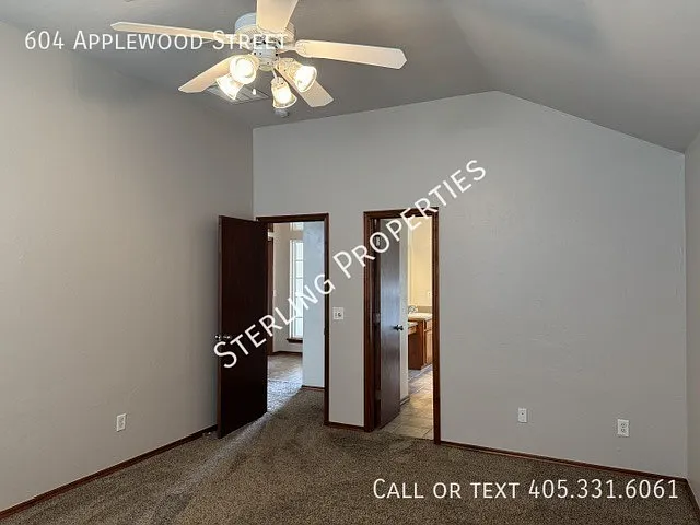 604 Applewood St — Photo 29