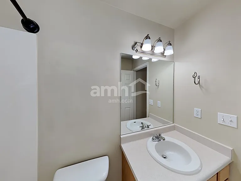 2475 W 1325 N — Photo 8
