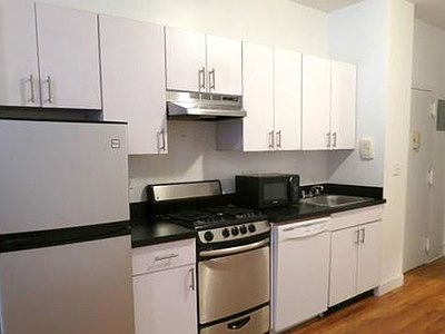2nd image of 220 E 89th St APT 14