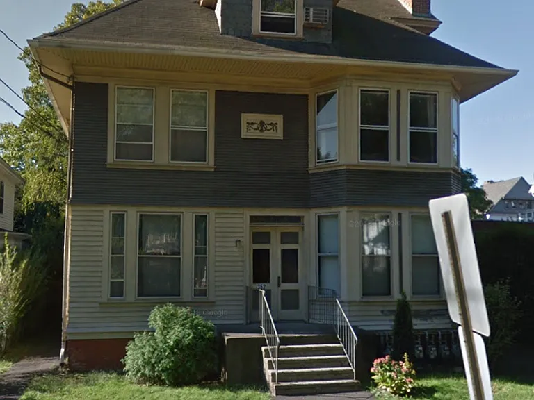 352 Willow St — Photo 14