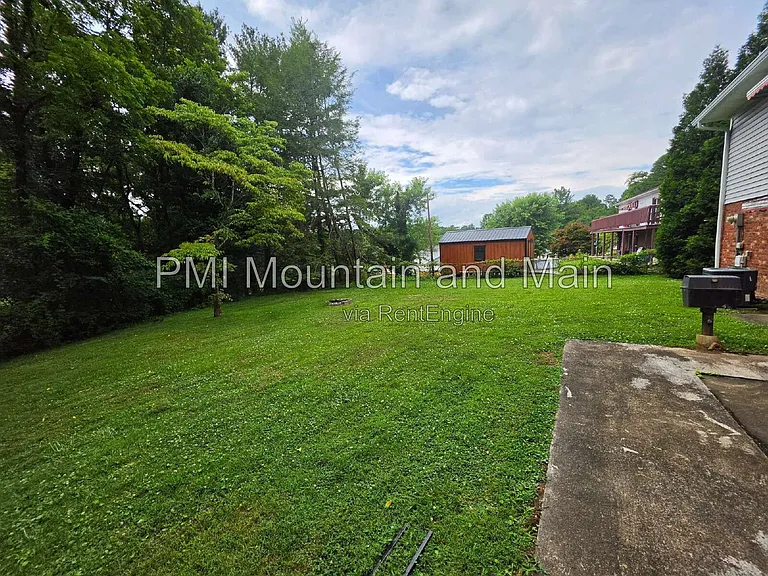 4 Erwin Dr — Photo 46