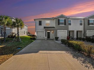 3716 Sunflower Field Pl, Plant City, FL 33565