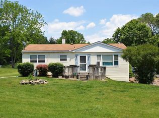 398 Silver Valley Rd, Saylorsburg, PA 18353