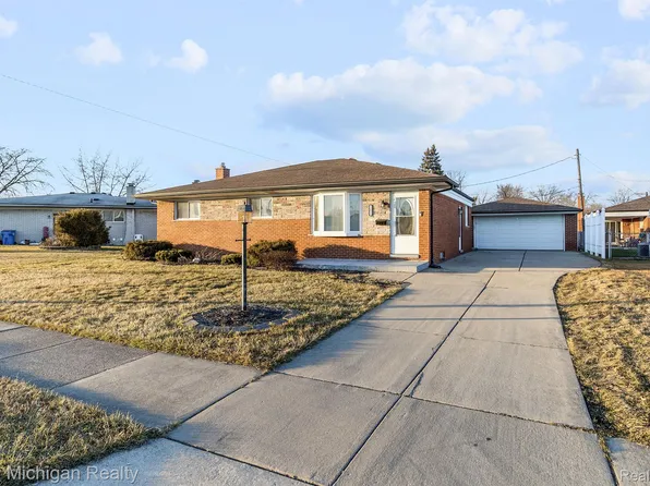 12855 Ray Dr, Warren, MI 48088