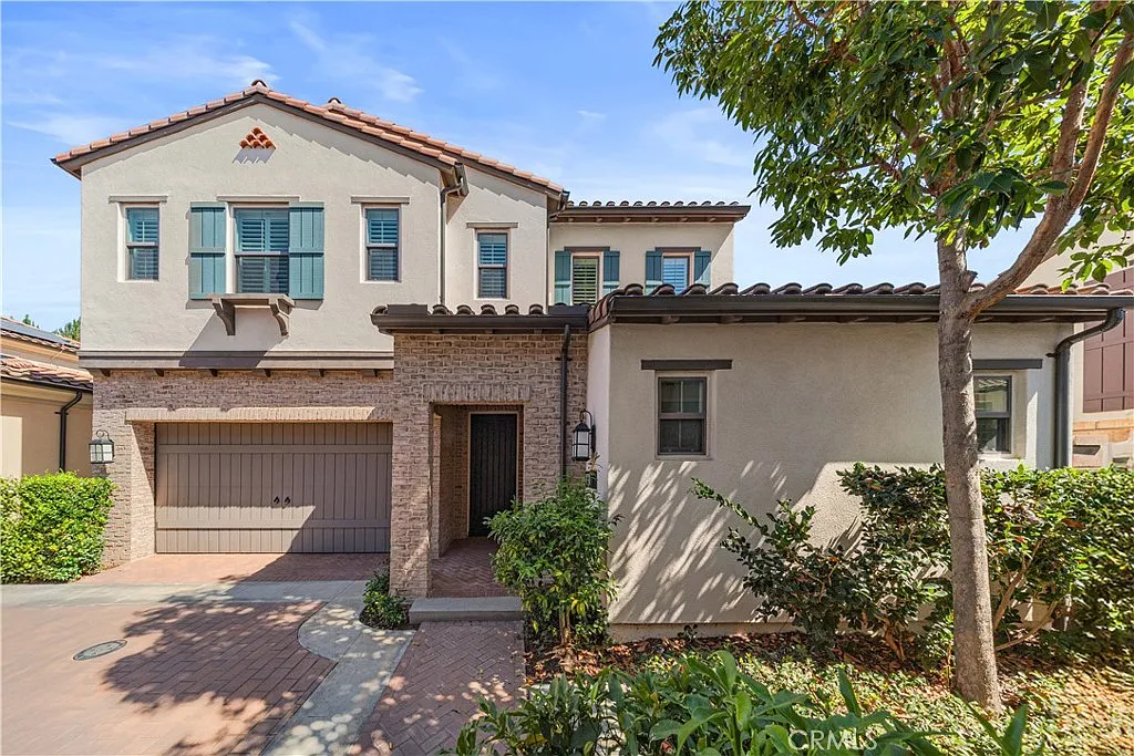 4 bed, 2217 sqft, $6,000 — Photo 2