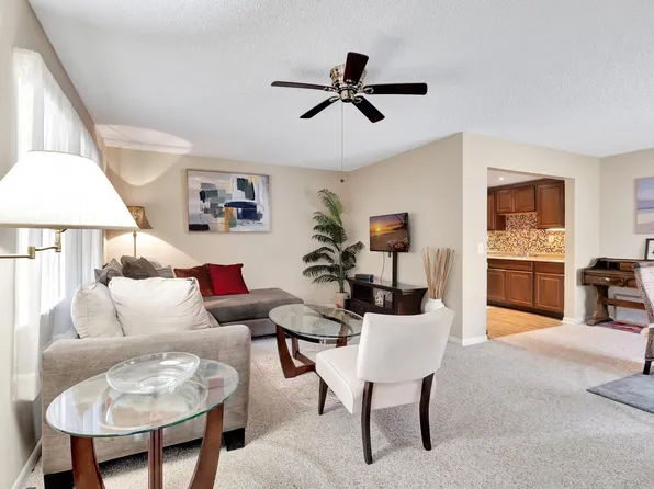 369 Burgundy H #H, Delray Beach, FL 33484