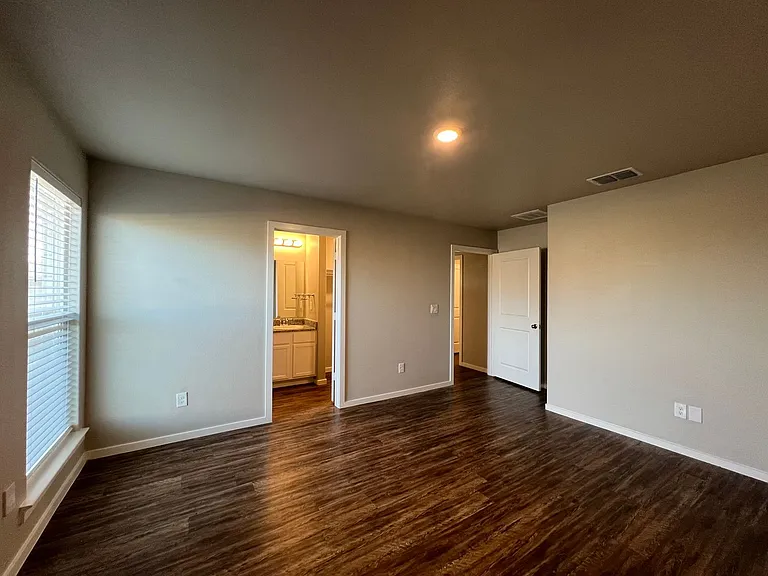 3507 Tiffin Ave — Photo 20