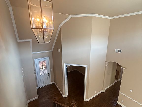 5th image of 2200 Stone Creek Dr
