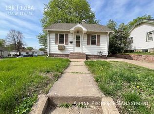 1728 W 11th St, Sioux Falls, SD 57104