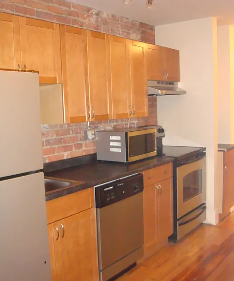 11-13 Aberdeen St #2 — Photo 1