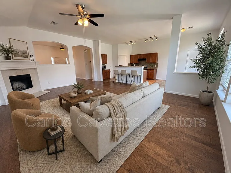 12462 Ridgetop Cir — Photo 8