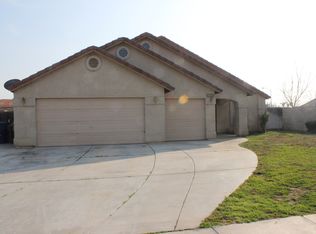 2423 Brazil Ave, Bakersfield, CA
