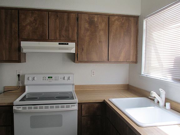 4th image of 4322 Greenholme Dr APT 31