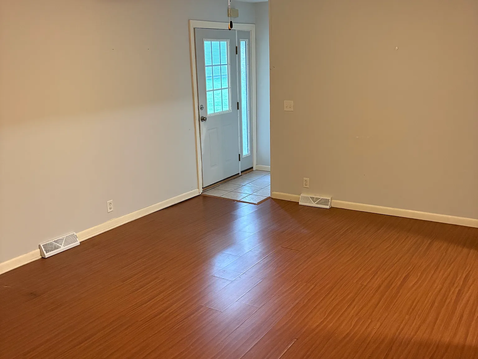 2 bed, $1,045 — Photo 2