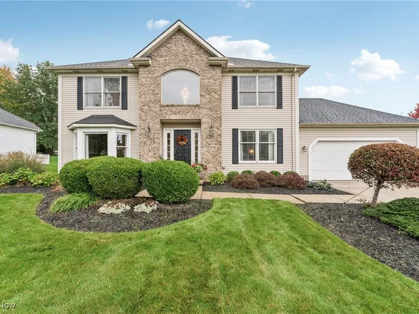 32487 Seneca Dr, Solon, OH 44139