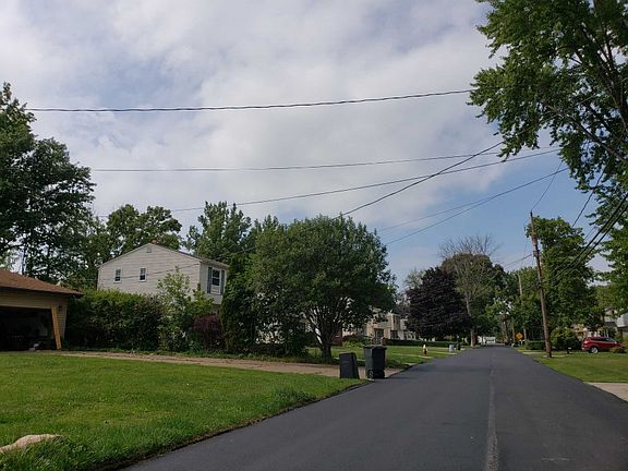 4th image of 276 Parkway Dr