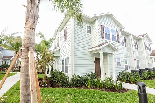 3241 Wish Ave Photo 1