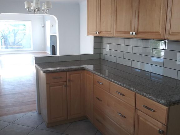 4th image of 22 Muller St #A