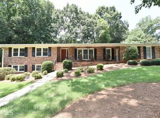 4386 E Kings Point Cir, Atlanta, GA 30338