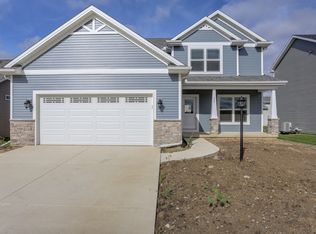 202 Cattail Ave, Savoy, IL 61874