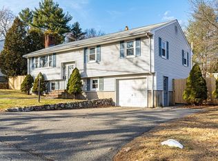 3 Locust St, Reading, MA 01867