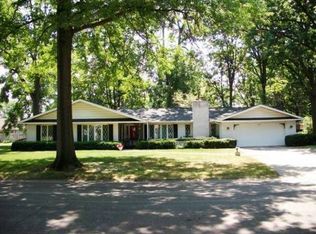 2301 W Audubon Dr, Muncie, IN 47304