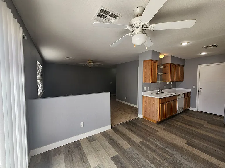 776 Spotted Eagle St — Photo 12