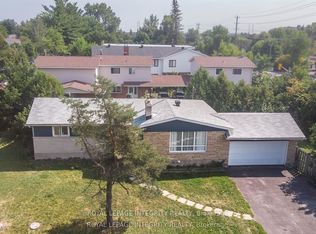 1152 Tawney Rd, Ottawa, ON K1G 1B6