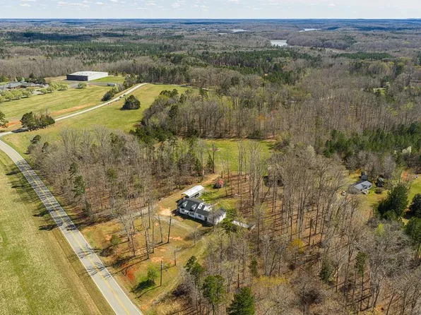 1324 Noblin Farm Rd, Clarksville, VA 23927