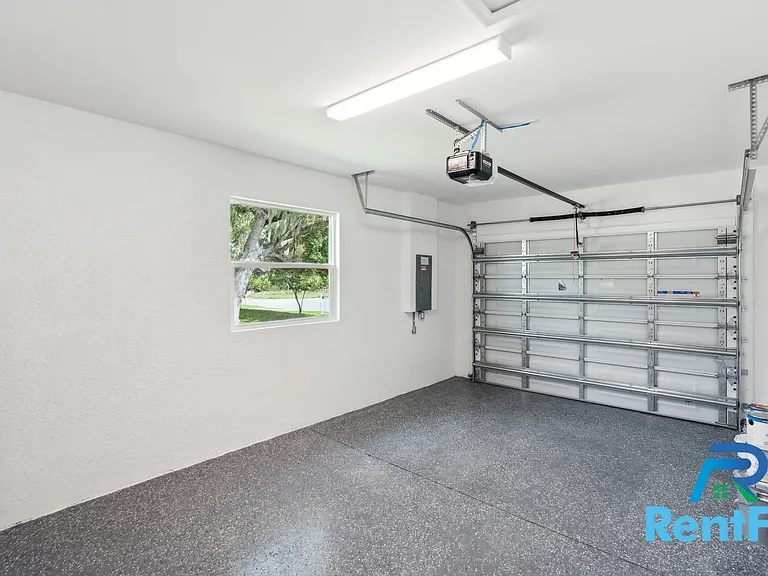 5038 Locke Ln #1 — Photo 4