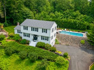 22 Bobolink Ln, Somers, CT 06071