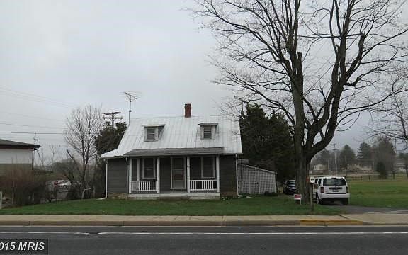Exterior (Front)