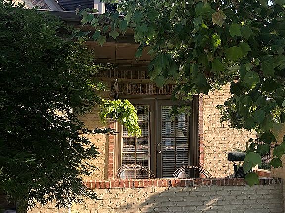 Enclosed Front Porch