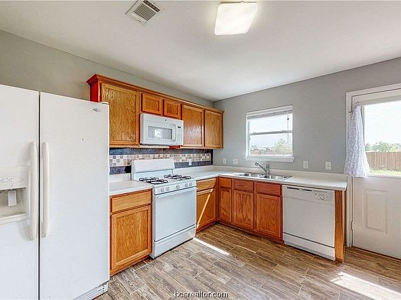 15214 Meredith Ln, College Station, TX 77845 | Zillow