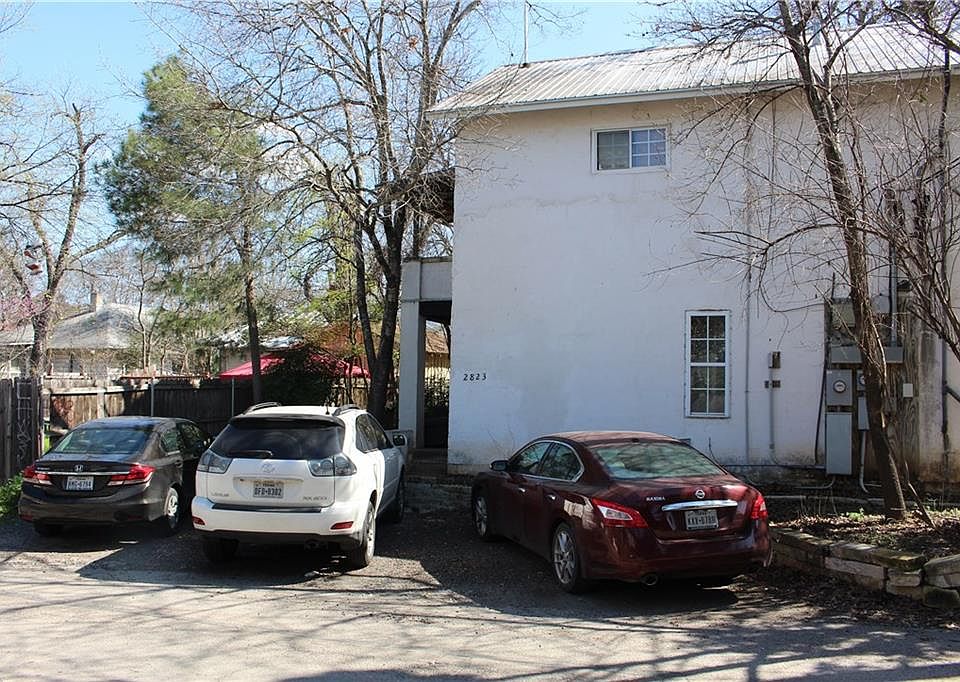2nd image of 2818 Salado St Unit B