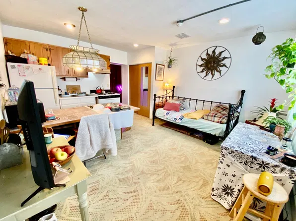 227 Jones Ave #5, Morgantown, WV 26505