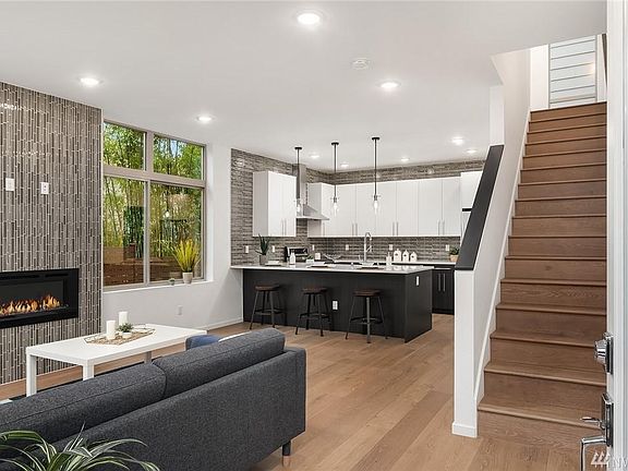 3rd image of 12737 35th Ave NE #B