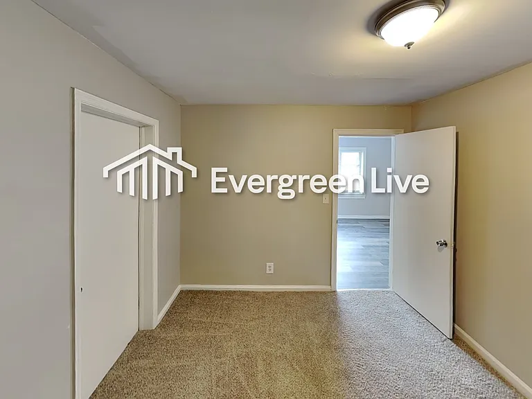 2492 Connally Dr — Photo 13