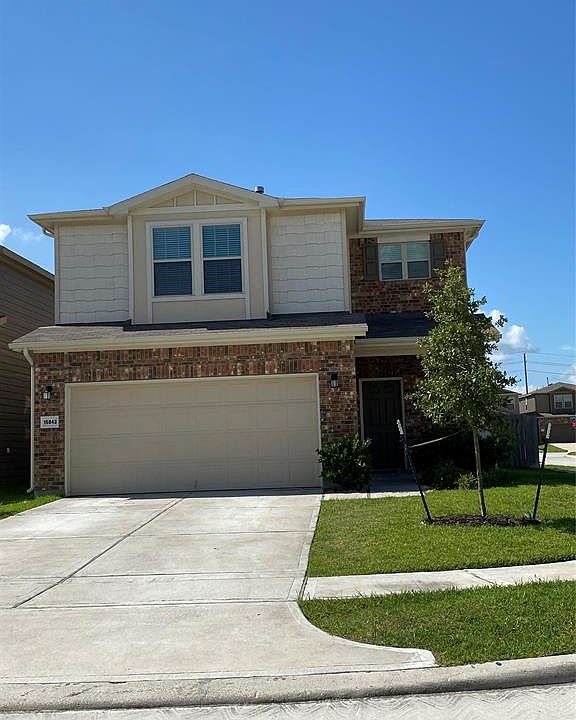 1st image of 15843 Grey Boulder Dr