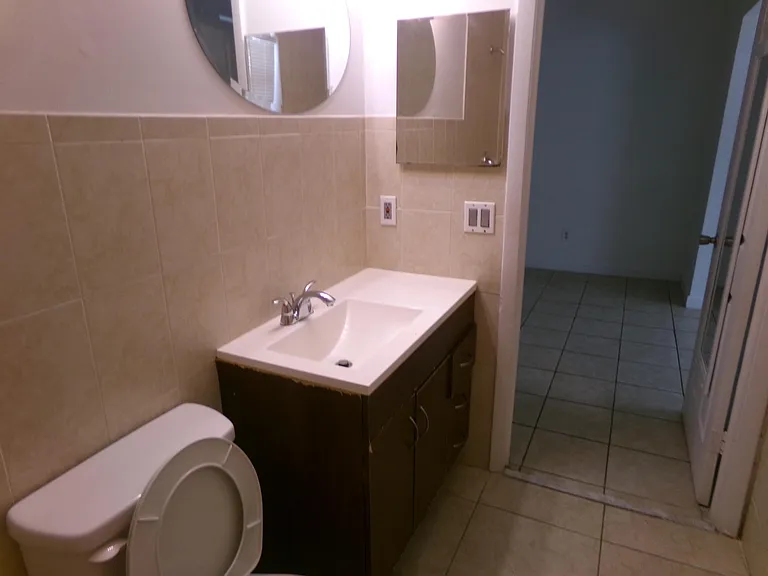 1380 SE Buckingham Ter — Photo 14
