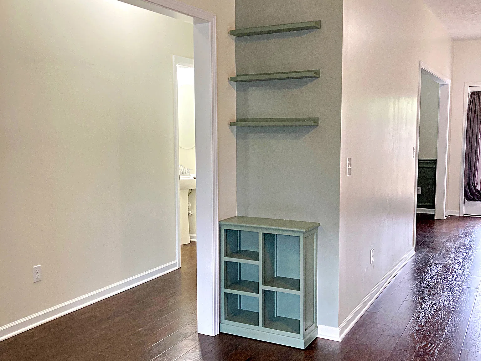 2351 New Holland Cir — Photo 4
