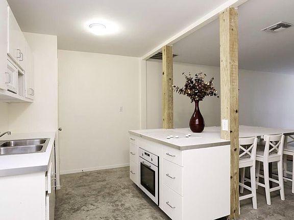 4th image of 6402 Del Monte Dr APT 27
