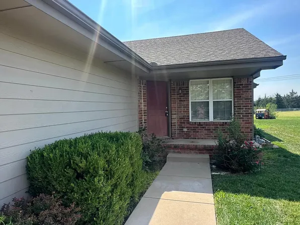 409 W Ellis Ct, Andover, KS 67002